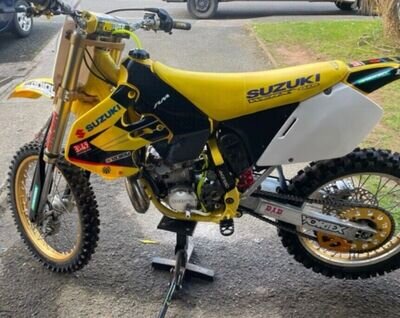 SUZUKI RM 250 2000