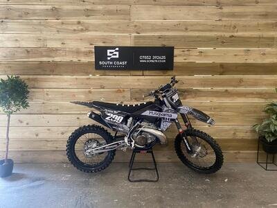 HUSQVARNA TC 250 2022 MODEL MOTOCROSS BIKE 8.9 HOURS IMMACULATE CONDITION