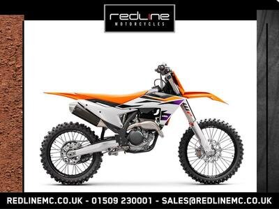 KTM 250 SX F MOTOCROSS BIKE 2024 - 0% FINANCE AVAILABLE