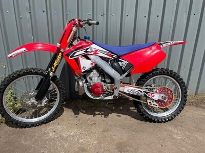 honda cr250 nice low useage bike