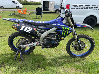 YAMAHA YZF450 YZ450F 2022 3 HOURS ON FULL REBUILD FMF EXHAUST FACTORY GRAPHICS