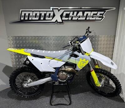 2024 HUSQVARNA FC 250.....37 HOURS.....£5395.....MOTO X CHANGE