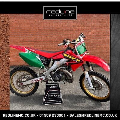 HONDA CR 250 R. RARE BIKE! IN STORE NOW!