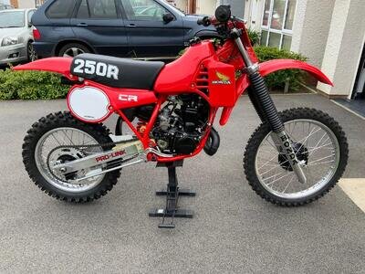 Honda CR250 r free delivery