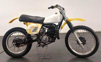 SUZUKI RM 125 1976 2 STROKE TWINSHOCK MOTOCROSS BIKE*RESTORATION*RUNS & RIDES