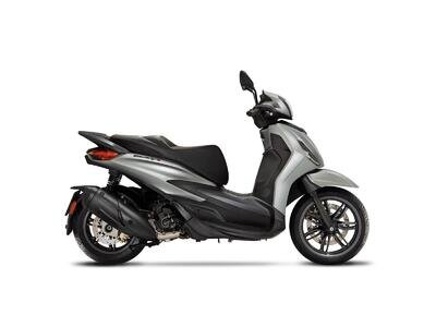 Piaggio BEVERLEY 300 S SAVE £250. ALL COLOURS.