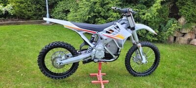 2018 Alta Motors mx electric motocross Stark zero noise inc fast charger spares