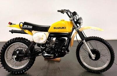 SUZUKI PE 250 1977 2 STROKE TWINSHOCK ENDURO BIKE*VERY VERY EASY RESTORATION*