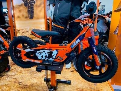 KTM SX-E 1.12 IN STOCK NOW, SAVING £100