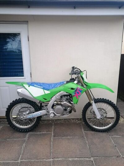 KAWASAKI KXF 450 BRAND NEW "50TH ANNIVERSARY EDITION" ZERO RUNNING TIME STUNNING