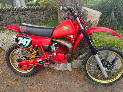 honda cr125 red rocket