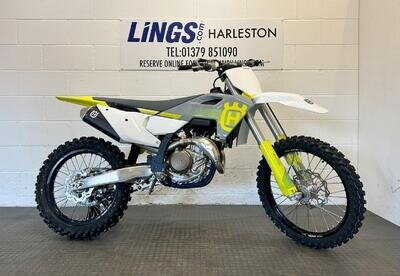 0001 Husqvarna FC450 FC450 2024 Petrol white Manual