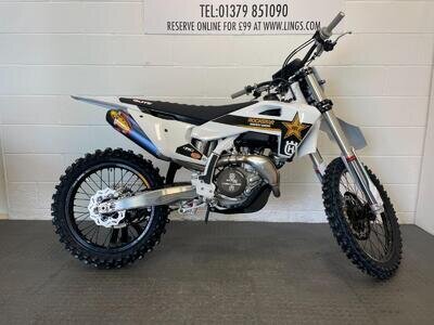 0001 Husqvarna FC450 ROCKSTAR EDITION FC450 Rockstar Edition 2024 Petrol white M