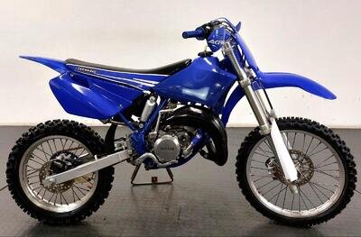 YAMAHA YZ 85 2004 2 STROKE KIDS MOTOCROSS BIKE*NICE & EASY RESTORATION*