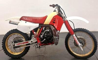 YAMAHA YZ 250 1986 N 2 STROKE EVO MOTOCROSS BIKE*NICE RESTORATION*RUNS & RIDES*