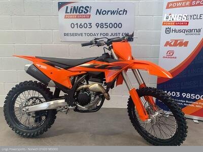 0001 KTM 250 SX-F 2025 Petrol orange Manual