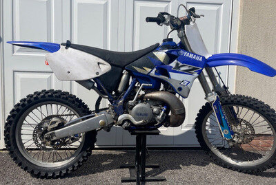 Yamaha YZ 250 2 stroke Motocross Dirt Bike 1999