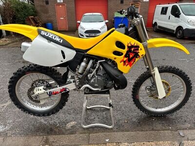 SUZUKI RM 250 1994 2 STROKE SUPER EVO MOTOCROSS BIKE*VERY ORIGINAL-LOW HOUR BIKE