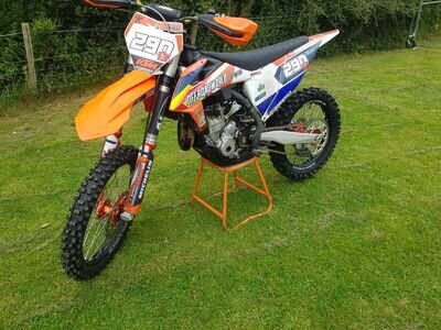 Ktm sxf 350 motocross bike