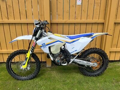 2018 Husqvarna FE350 FE 350 Enduro motocross road legal motorbike