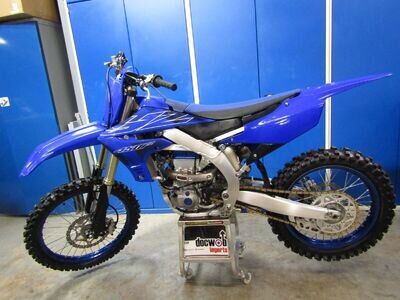 YAMAHA YZF 450 2022 MODEL ONLY 28 HOURS FROM NEW UK BIKE